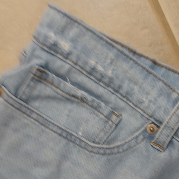 Just USA Women's Light Blue Distressed Boyfriend Jeans - Picture 5 of 10